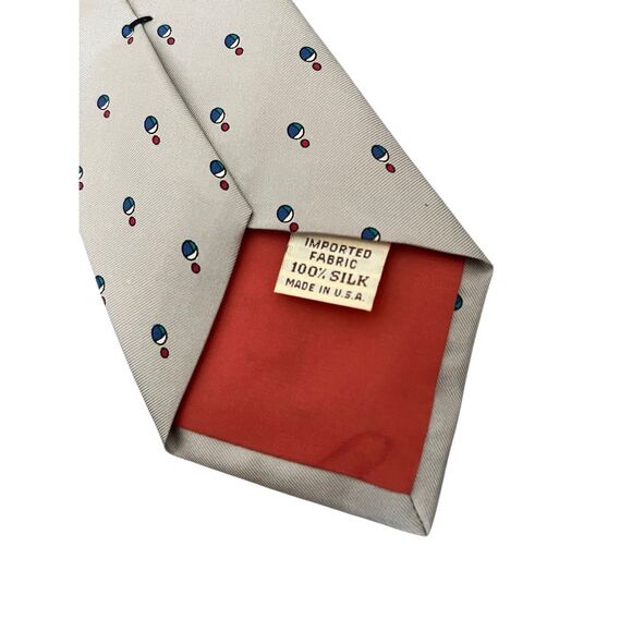 Yves Saint Laurent Vintage Gray Dot‎ Pattern 100% Silk Men’s Neck Tie - Picture 2 of 3